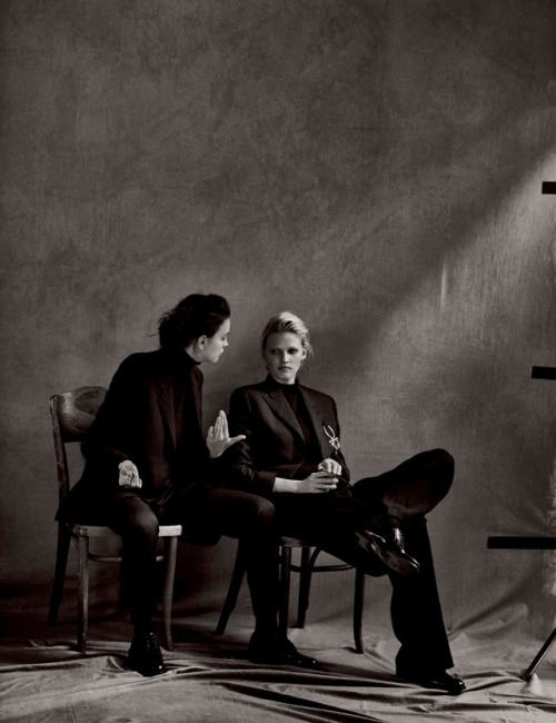 sosuperficial:Lara Stone and Irina Shayk by Peter Lindbergh for Vogue Germany, May 2017.