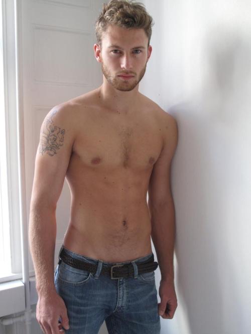 chestnbreast: itsortofedgy-blog:Sebastian Lund Polaroid  Sebastian Lund | Danish male model
