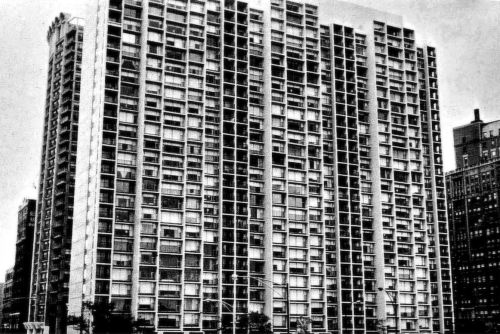 Harbor House Apartments, Chicago 1973. Arch. Hausner & Macsai.