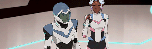 princessalluras:I can’t tell her how I feel. She wouldn’t take me seriously anyway.