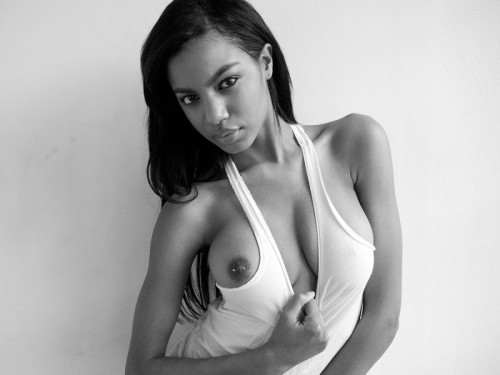 xplicitthoughts:  Ebonee davis 