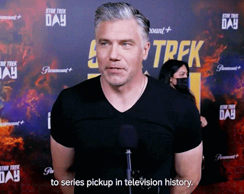 ansonmountdaily: “It really is!” Anson Mount promoting Star Trek: Strange New Worlds on the red carp