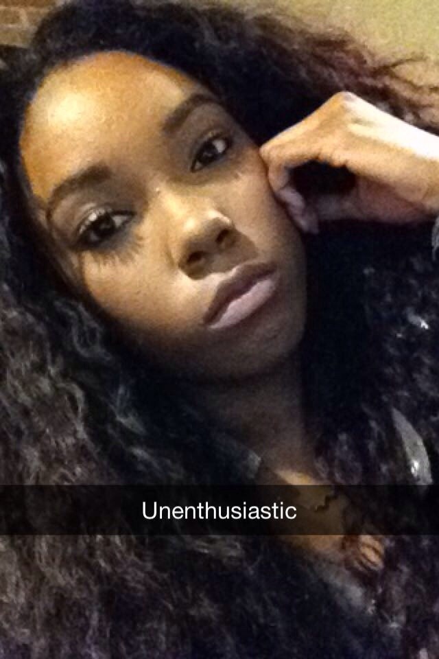 lovelessbeautyy:  BlackOut SnapChat 💫