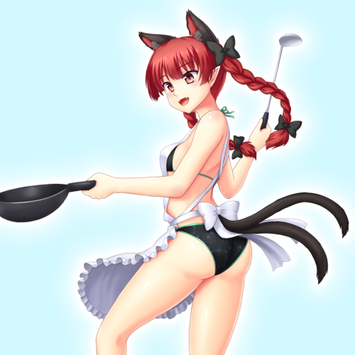 東方、火焔猫燐、gomi (gomitin)、１：１アスペクト比、ボー、ビキニ、エプロン、ヘアボー、ロングヘア、ブラックビキニ、wok、一人、三つ編み、お下げ、別コス、女一人、お尻、尻尾、柄杓、水着、爪、猫の尻尾、猫耳、獣耳、笑顔、縛られた髪、エキストラ耳、シンプル背景、複数尻尾、赤毛、赤面、髪飾り