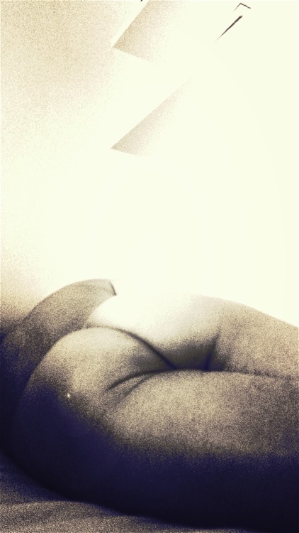 cumusutra:  ishallbe-released:  366/79 “lay there beside me”  x 