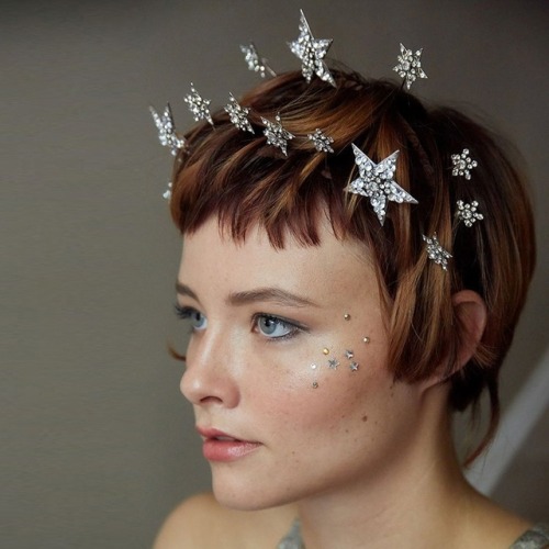 sosuperawesome:Celestial Headpieces and CrownsErica Elizabeth Design on EtsySee our #Etsy or #Crowns