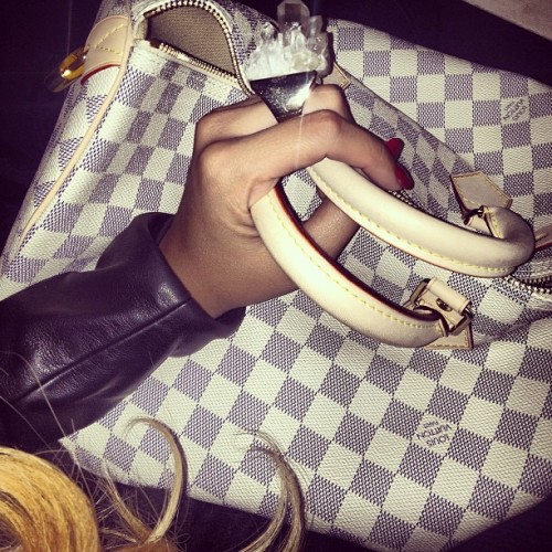 lil-miss-fashion: lil-miss-fashion.tumblr.com/