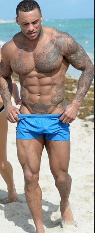 justchillingpapi:  David Fine ass!  