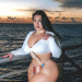 mackola:Beautiful &amp; Thick 