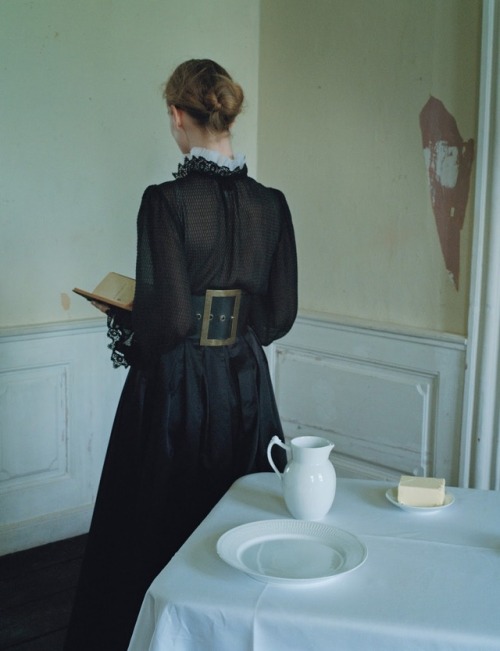 books0977: Model reading in “To Denmark, With Love” for W Magazine, December 2016. Photo
