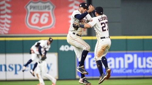 baseball-babe: World Series bound!!