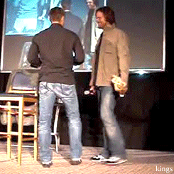 Jared Sure Can't Take His Hands Off Of Jensen, Especially His, As You Call It, Texas Peach ❤