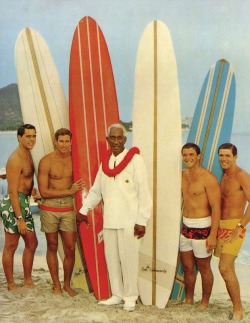 nudist-buddhist-ftl:Duke Kahanamoku, the