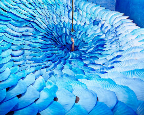 Porn red-lipstick:  Jee Young Lee (South Korean) turns photos