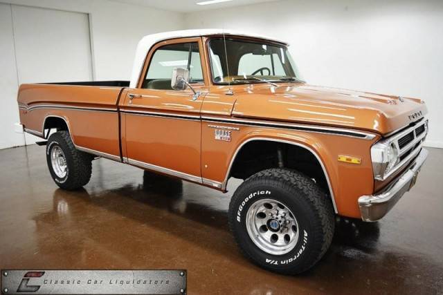 jacdurac:       1971 DODGE D200 POWER WAGON