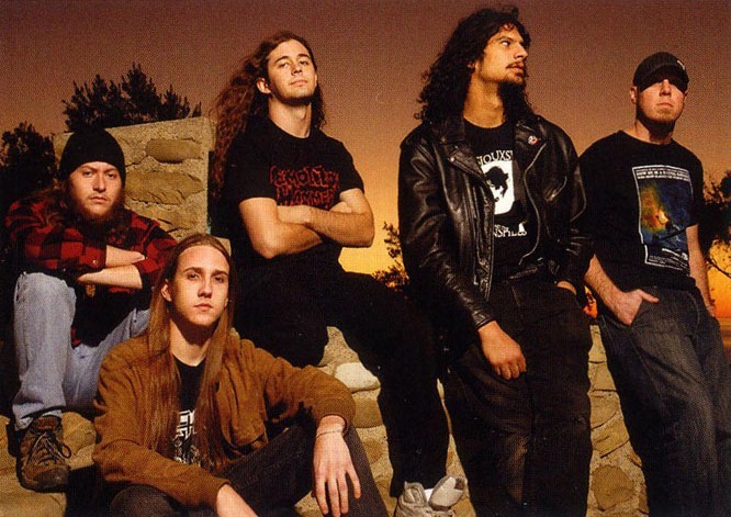 metalkilltheking:  2009. Waking Into Nightmares is the second album by Warbringer,