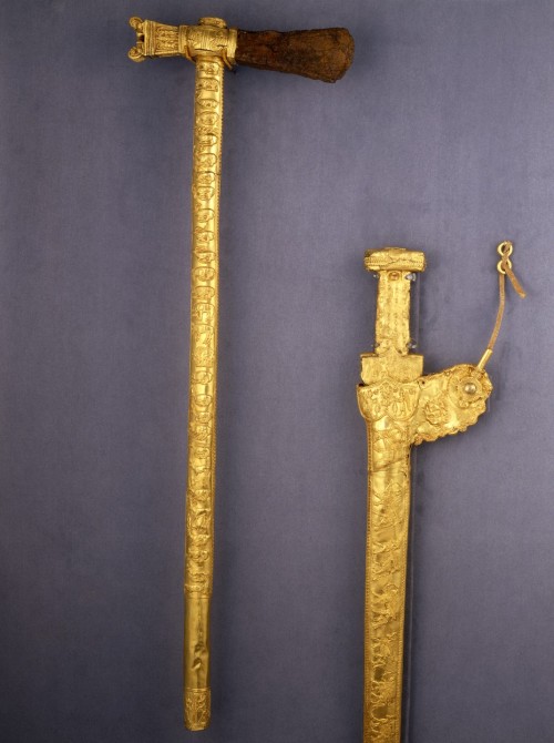 Scythian axe and sword; gold, c. 5th century BC