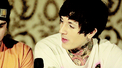 paramorre:  MAKE ME CHOOSE:↳  paintinxflowers asked Austin Carlile or Oli Sykes