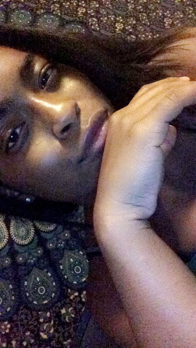 findlgbtqfriends:  Come be my friend. 😩 @liftingessential 