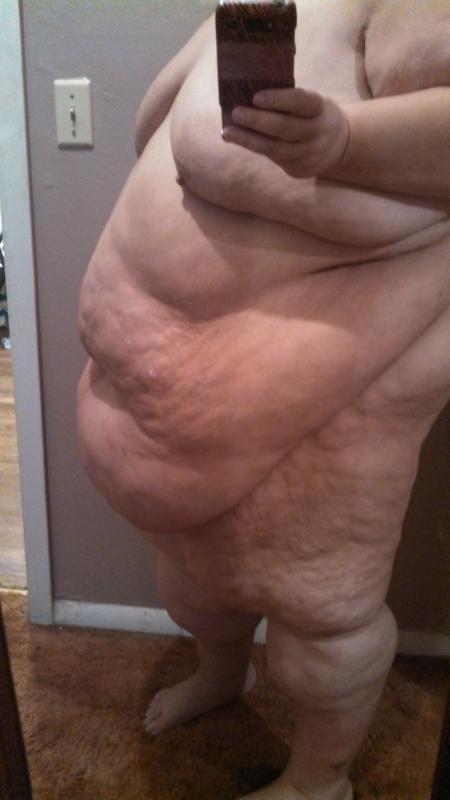 mega-spanishfeeder:  gutlover:  Wow!  Great sexy body!  super incredible hot mmm