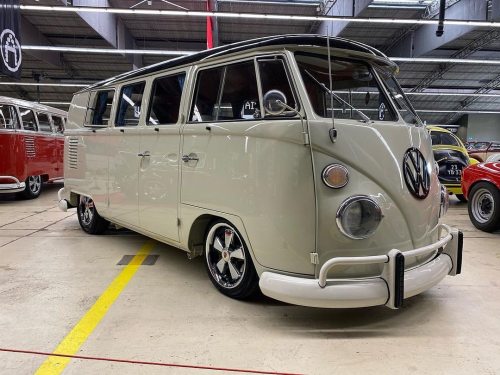 This is one of the cleanest T1 buses I’ve seen. @vinnie67 his ‘67 Freedom Camper we featured in AirM