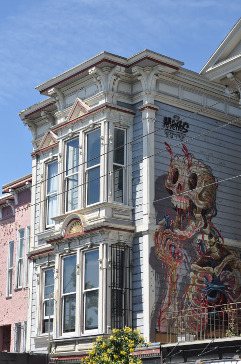 littlelimpstiff14u2:  littlelimpstiff14u2 cross-connect:  The De-Constructed Anatomical Art of Nychos Nychos is an Austrian Super Murallist, also known as Nychos the Weird,part of the Rabbit Eye Movement and of The Weird Crew  