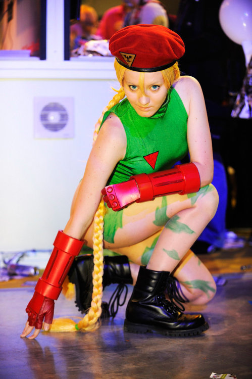 cosplaygirl:  Battle 6 by ~OniksiyaSofinikum on deviantART 