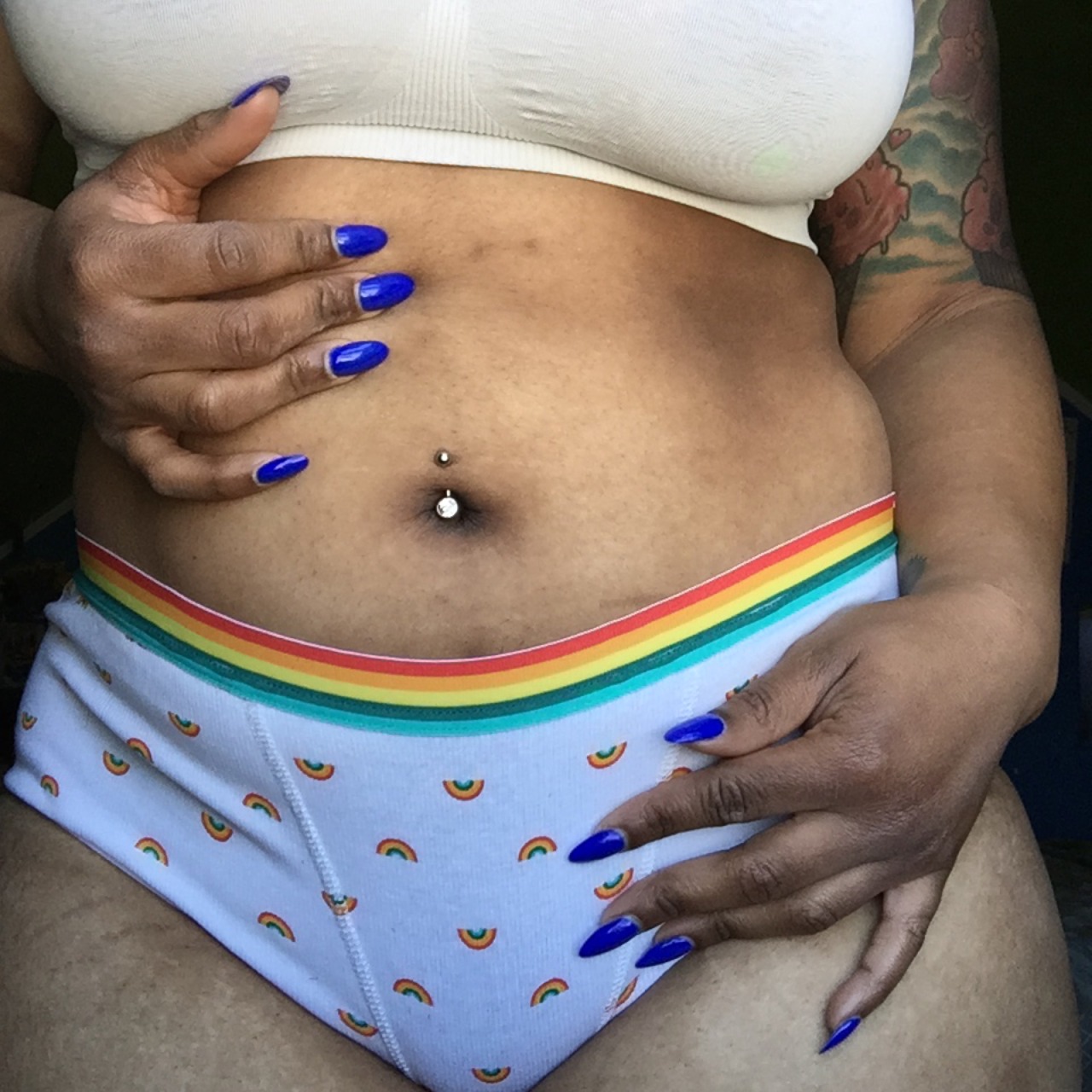 spottedassashely:  I’ve always been self conscious about my body but I’m slowly