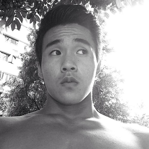 merlionboys:  Oh boy. Finally something for midweek Wednesdays. http://merlionboys.tumblr.com/ 