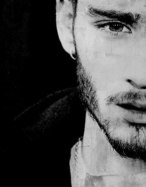ziamtops-fanfiction:  Just…see his dark side Dark zayn 