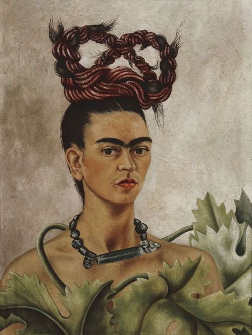 Like Frida Kahlo’s wardrobe, her characteristic braided and beribboned hairstyle was adopted from Te