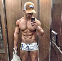 manhandlehim:  I’d have him fuck me right there in the elevator.