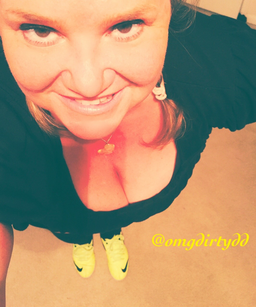 curiouswinekitten2:  A little soccer mom.  A lot of Eye of the Tiger.  Cleavage chest