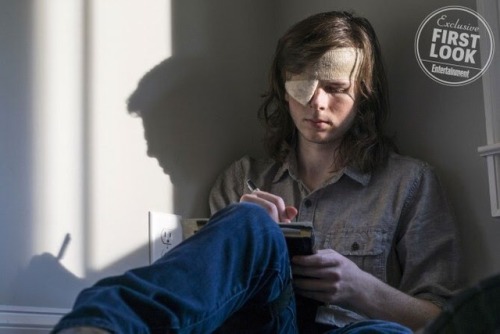 thewalkingdead-hq:  Exclusive First Look Photos of The Walking Dead Season 8B  “The Feb. 25 midseason premiere begins with a bombed-out Alexandria in tatters and Carl clinging to life. And things will get worse before they get better.” - Entertainment