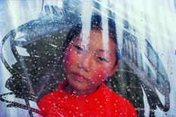 unrar:Thirteen years old girl with shy eyes, Jungup, Korea, 1979 by H. Edward Kim,