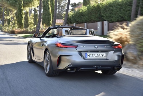 itcars:  BMW Releases New Images of the Z4 RoadsterCheck out the full reveal details here. 