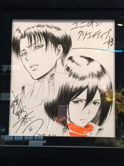 Levi & Mikasa figures by Union Creative + original Ackermans sketch by Asano Kyoji!!! (Source)I AM SCREAMING