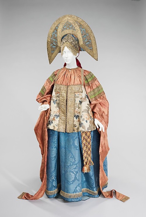Two traditional women’s ensembles from 19th century Russia