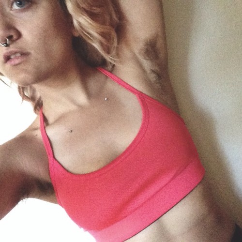 achselhaare:  I love my @naturalarmpits #hairyandhappy by clitlin http://ift.tt/1uLFTFm www.dont-shave.com