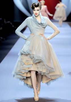 skaodi:  Julia Saner at Christian Dior Haute Couture Spring 2011.