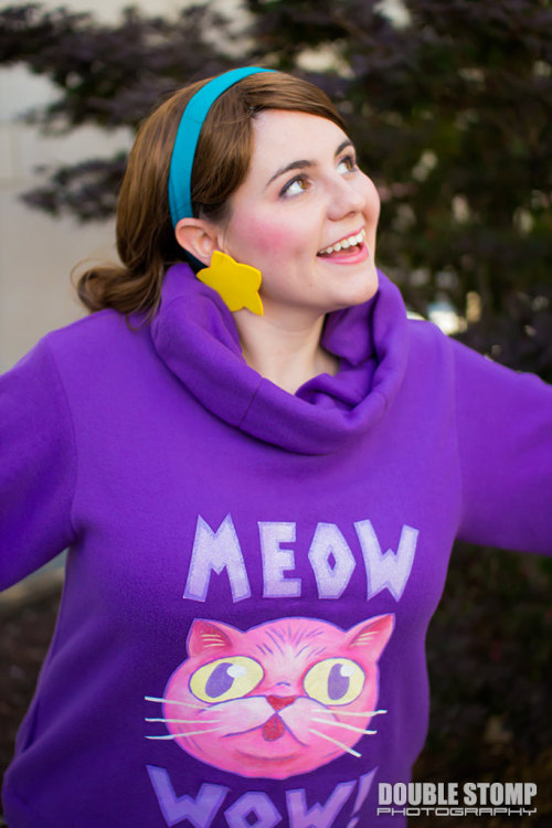 cat-stuff-for-cats: Meow Wow! - Mabel Pines Inspired Custom Cosplay Sweater with GLITTER Applique -M