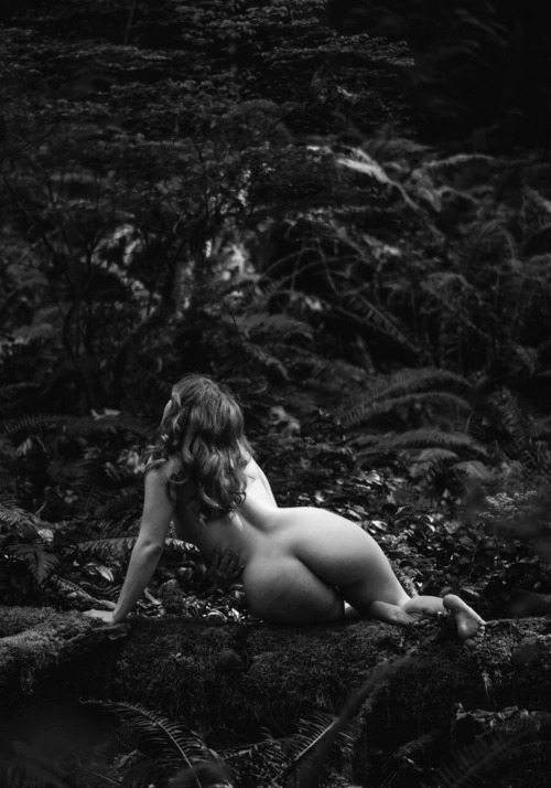 Naked women in the woods: the stuff that dreams are made of.