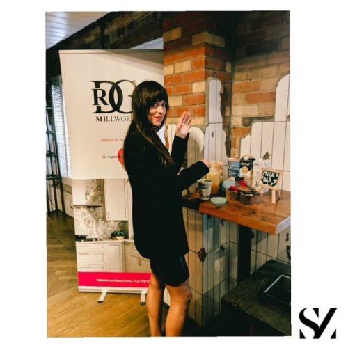 samuellehner anna &amp; dakotahallaszaconagency @dakotajohnson enjoying a @h