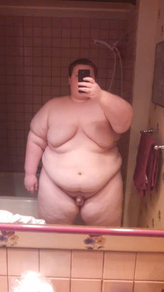 chidad:  So, to start off the weekend here are a few of my favorite young chubs,