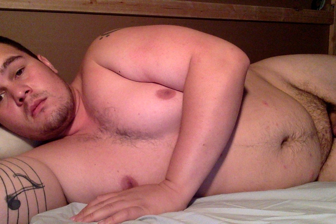 sandfda90:  Time for bed. Haven’t taken full torso pics so might as well go for
