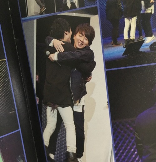 IT’S HEREEEEE～ ☆*:.｡. o(≧▽≦)o .｡.:*☆ Also, bonus picture of the forever hugging Greed Pair (night se