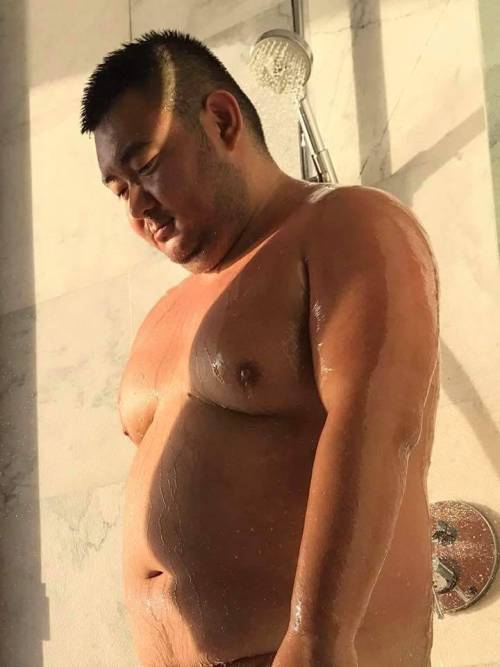 debuzukidebu1971: tiggerfuckpooh: bath house chub もろタイプ朝まで掘られたい