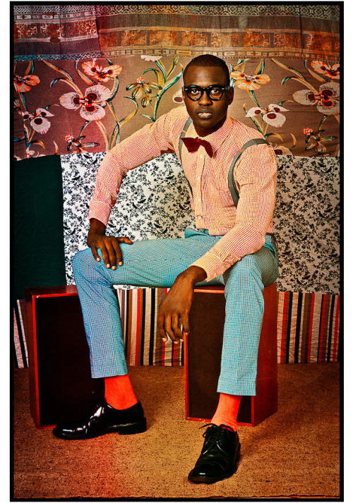 5centsapound:New portrait work from Omar Victor Diop, clearly influenced by Seydou Keita ;)see more 