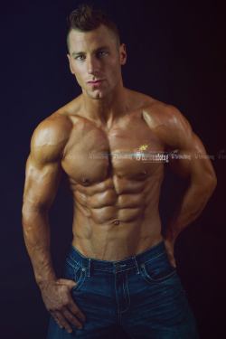 cdnlifter27: Tim McComsey Photos: FuriousFotog 