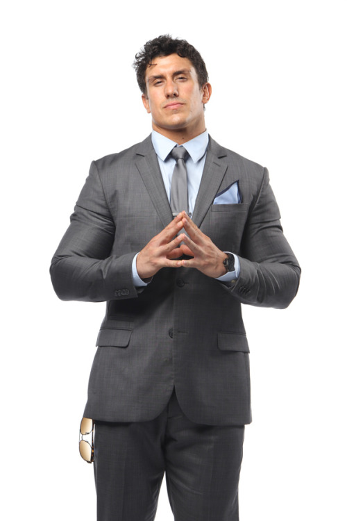 sharpdressedwrestlers:  Ethan Carter III 